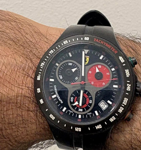 Official ferrari chronograph - ferrari,