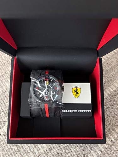 Brand new scuderia ferrari - ferrari, f1